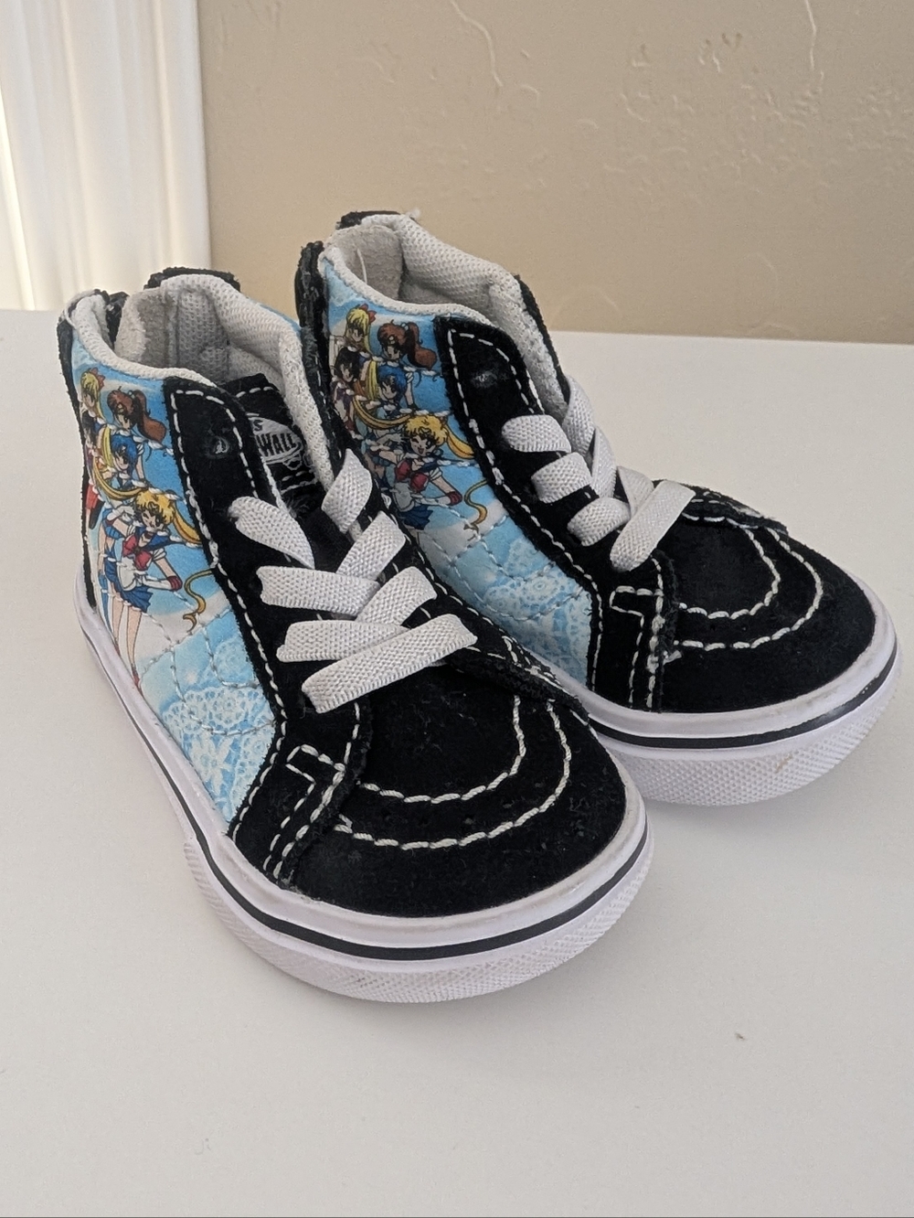 Vans x Sailor Moon Comfycush Sk8 Hi Pretty Guardians Toddlers Shoes ⭐️RARE⭐️